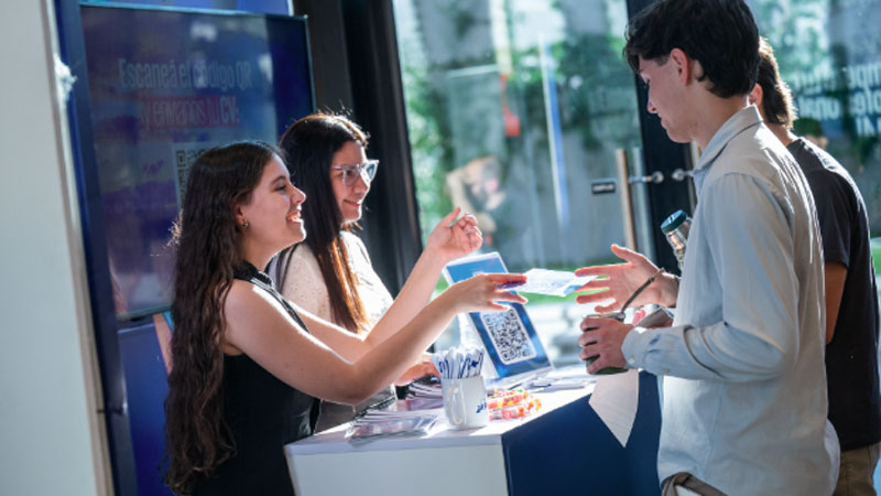 Mes del Empleo - Facultad de Arquitectura y Facultad de Administración y Ciencias Sociales